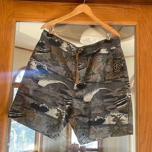 Lucky drawstring shorts